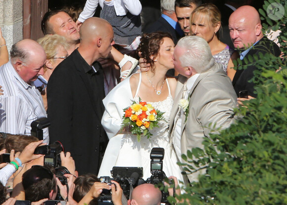 Mariage civil de Thierry Olive (L'amour est dans le pré) avec Annie.