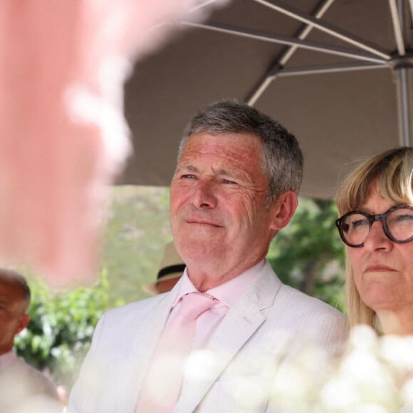 Mariage civil de Christine Bravo et Stéphane Bachot devant la mairie de Occhiatana en Corse le 11 Juin 2022 © Dominique Jacovides / Bestimage