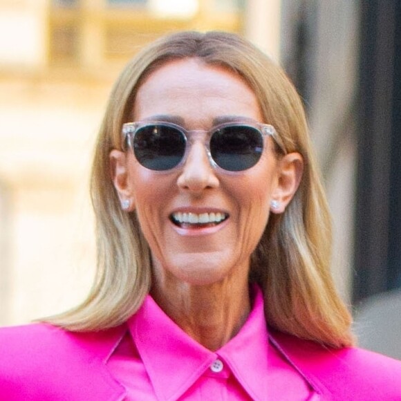 Celine Dion a choisi de s'habiller en rose pour la Journée Internationale pour les Droits des Femmes à New York le 7 mars 2020. 