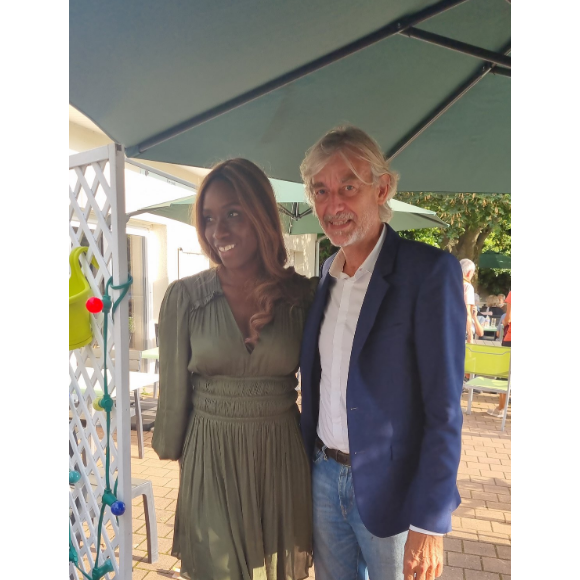 Gilles Verdez en vacances avec sa compagne Fatou - Twitter