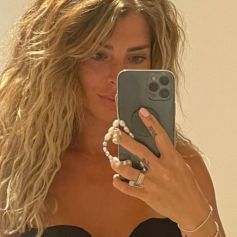Emilie Fiorelli atteinte d'endométriose, elle se confie en story Instagram, le 9 août 2022