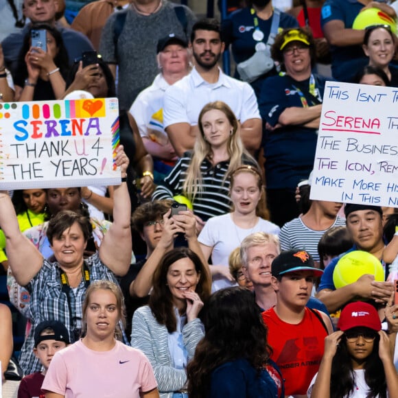 Serena Williams émue après le dernier match de sa carrière lors du "National Bank Open" à Montréal au Canada, le 10 août 2022. © Rob Prange/AFP7 via Zuma Press/Bestimage