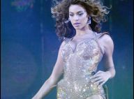 Regardez, quand Beyoncé chute en plein numéro... elle reste très digne !