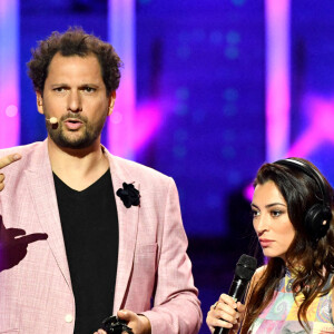 Exclusif - Eric Antoine et Rachel Legrain-Trapani durant l'enregistrement de l'émission de télévision "La Grande Battle Musicale", dans le théâtre antique d'Orange, diffusée le 18 août sur M6. Le 16 mai 2022. © Bruno Bebert / Bestimage