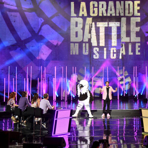 Exclusif - Eric Antoine durant l'enregistrement de l'émission de télévision "La Grande Battle Musicale", dans le théâtre antique d'Orange, diffusée le 18 août sur M6. Le 16 mai 2022. © Bruno Bebert / Bestimage