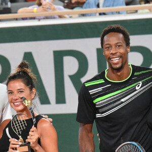 Exclusif - Benoît Paire et sa compagne Julie Bertin, Gaël Monfils et sa femme Elina Svitolina - Benoît Paire, Gaël Monfils, Domingo (Pierre Alexis Bizot) et Zerator (Adrien Nougaret) deux streamers se rencontrent lors d'un match de tennis à Roland Garros, Paris le 18 septembre 2021. © Veeren/Bestimage