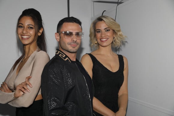 Exclusif - Aurore Kichenin, 1ère dauphine Miss France 2017, Grégory Bakian et Anne-Laure Bonnet lors de la 19ème cérémonie de remise du prix "Golden Foot Award 2021" à l'Hôtel Fairmont à Monaco. Le 29 novembre 2021 Lors de cette 19e édition des Golden Foot Award, sous le haut patronage de S.A.S. Le Prince de Monaco, représenté par son neveu L.Ducruet, l'artiste franco-arménien BAKIAN, produit par le champion du monde et d'Europe de football, E.Petit, a livré une performance live remarquable de son nouveau single, "Changer", disponible en téléchargement légal, et offert un cover particulièrement réussi du célèbre titre, "You Raise Me Up". L'artiste sera en concert le 17 octobre 2022 dans la salle mythique Parisienne du Casino de Paris, et présentera son nouvel album à la rentrée 2022. © Claudia Albuquerque / Bestimage