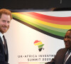 Le prince Harry, duc de Sussex et Filipe Nyusi, président du Mozambique- Sommet Royaume-Uni-Afrique sur les investissements à l'hôtel Intercontinental à Londres, le 20 janvier 2020. 