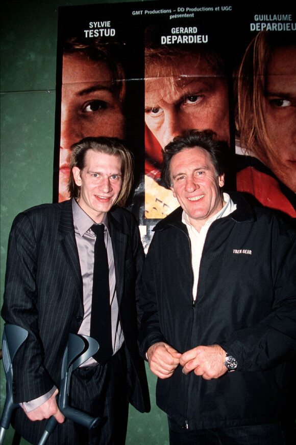 Exclusif : Soirée au club étoile à Paris pour le film "M Mon père" avec Gérard Depardieu et son fils Guillaume le 8 novembre 2002