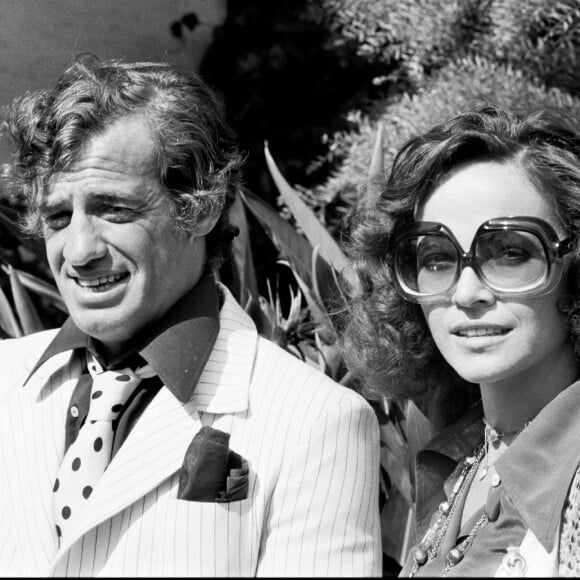 Archives : Jean-Paul Belmondo et Laura Antonelli au Festival de Cannes en 1974