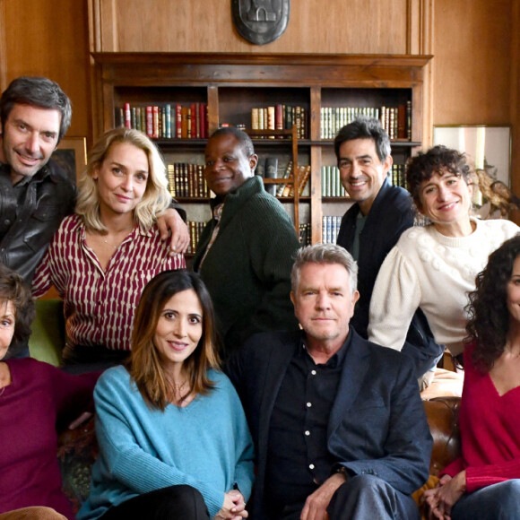 Franck Semonin, Elise Tielrooy, Stéphane Soo Mongo, Jean-Pascal Lacoste, Félicité Chaton, Chrystelle Labaude, Fabienne Carat, Xavier Deluc et Linda Hardy - Tournage du double épisode final de "Section de recherches" à Nice. © Bruno Bebert / Bestimage 
