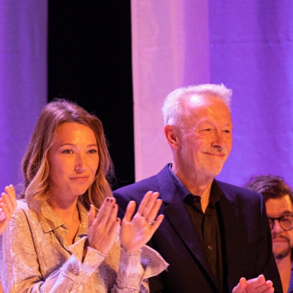 Finnegan Oldfield, Laura Smet, Paul Webster, Mohamed Hamidi - Cérémonie de cloture du 32e Festival du film Britannique de Dinard, le 3 octobre 2021. © Jeremy Melloul/Bestimage