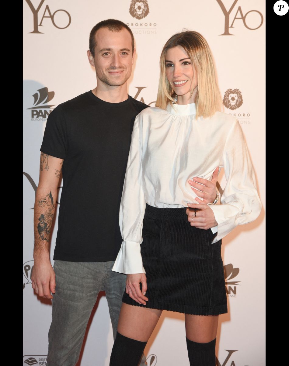 Hugo Clément et sa compagne Alexandra Rosenfeld (Miss France 2006) - Avant-première du film "Yao" au cinéma Le Grand Rex à Paris le 15 janvier 2019. © Coadic Guirec/Bestimage Preview of the film "Yao" at the cinema Le Grand Rex in Paris on January 15, 2019.