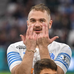 Le rappeur Jul - Match des héros entre l'équipe OM Legends et l'équipe UNICEF au stade Orange Velodrome à Marseille le 13 octobre 2021. © Jean-René Santini/Bestimage 