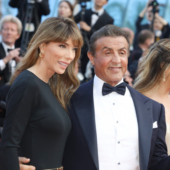 Sylvester Stallone avec sa femme Jennifer Flavin et leur fille Sistine Rose lors de la montée des marches de la cérémonie de clôture du 72ème Festival International du Film de Cannes, le 25 mai 2019. © Denis Guignebourg/Bestimage 