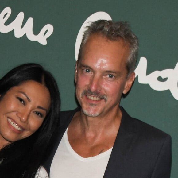 Anggun et son mari Christian Kretschmar - Photocall - Soirée exceptionnelle en l'honneur de Pierre Cardin à l'occasion des 70 ans de sa maison de couture et projection du film documentaire "House of Cardin" suivi d'un cocktail au théâtre du Châtelet à Paris, le 21 septembre 2020. © Coadic Guirec/Bestimage 