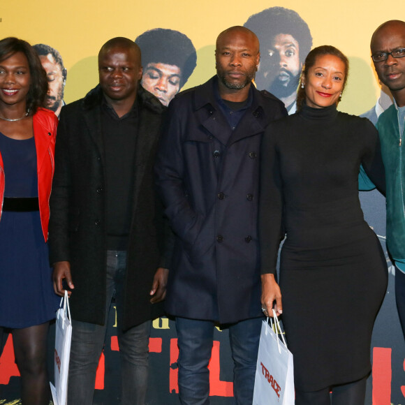 Kareen Guiock, guest, William Gallas, Keyza Nubret Grand-Bonheur, Lilian Thuram - Avant-première du film "Le gang des antillais" à l'UGC Ciné Cité les Halles à Paris le 28 novembre 2016. © CVS/Bestimage