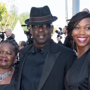 Lilian Thuram et sa compagne Kareen Guiock, guest - Montée des marches du film "Hors Normes" pour la clôture du 72ème Festival International du Film de Cannes. Le 25 mai 2019 © Borde / Bestimage