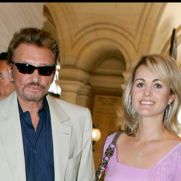 Johnny et Laeticia Hallyday - Mariage de Mimie Mathy et Benoist Gérard en la mairie de Neuilly Sur Seine.