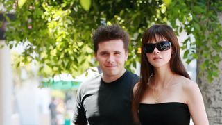 Victoria Beckham en guerre avec son fils Brooklyn ? Ce petit oubli qui fait jaser