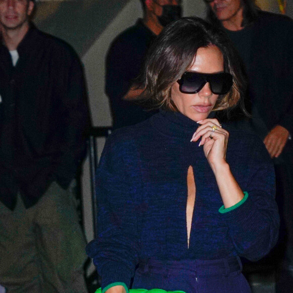 Victoria Beckham va dîner au restaurant "Indochine" à New York, le 14 octobre 2021. 
