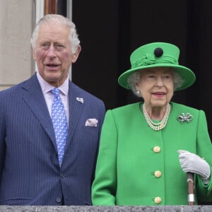 Le prince Charles, prince de Galles, La reine Elisabeth II d'Angleterre - Jubilé de platine de la reine Elisabeth II d'Angleterre à Bukingham Palace à Londres, le 5 juin 2022. 