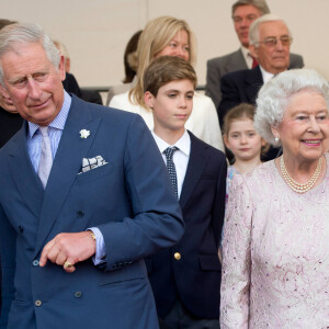 Le prince Charles, la reine Elisabeth II d'Angleterre - La famille royale d'Angleterre assiste au festival "Coronation" a Buckingham Palace a Londres. Le 11 juillet 2013 
