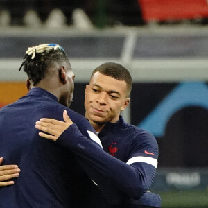 Kylian MBappe (France) - Paul Pogba (France) - Football: La France remporte la coupe de la Ligue des Nations en battant l'Espagne 2 buts à 1 à Milan le 10 octobre 2021. © Norbert Scanella/Panoramic/Bestimage