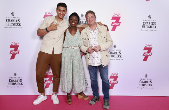 Exclusif - Ryad Baxx, Claudia Mongumu et Frédéric Bouraly - Soirée "Télé 7 Jours Summer Party" au restaurant "Monsieur Bleu" à Paris le 14 juin 2022. © Christophe Aubert via Bestimage