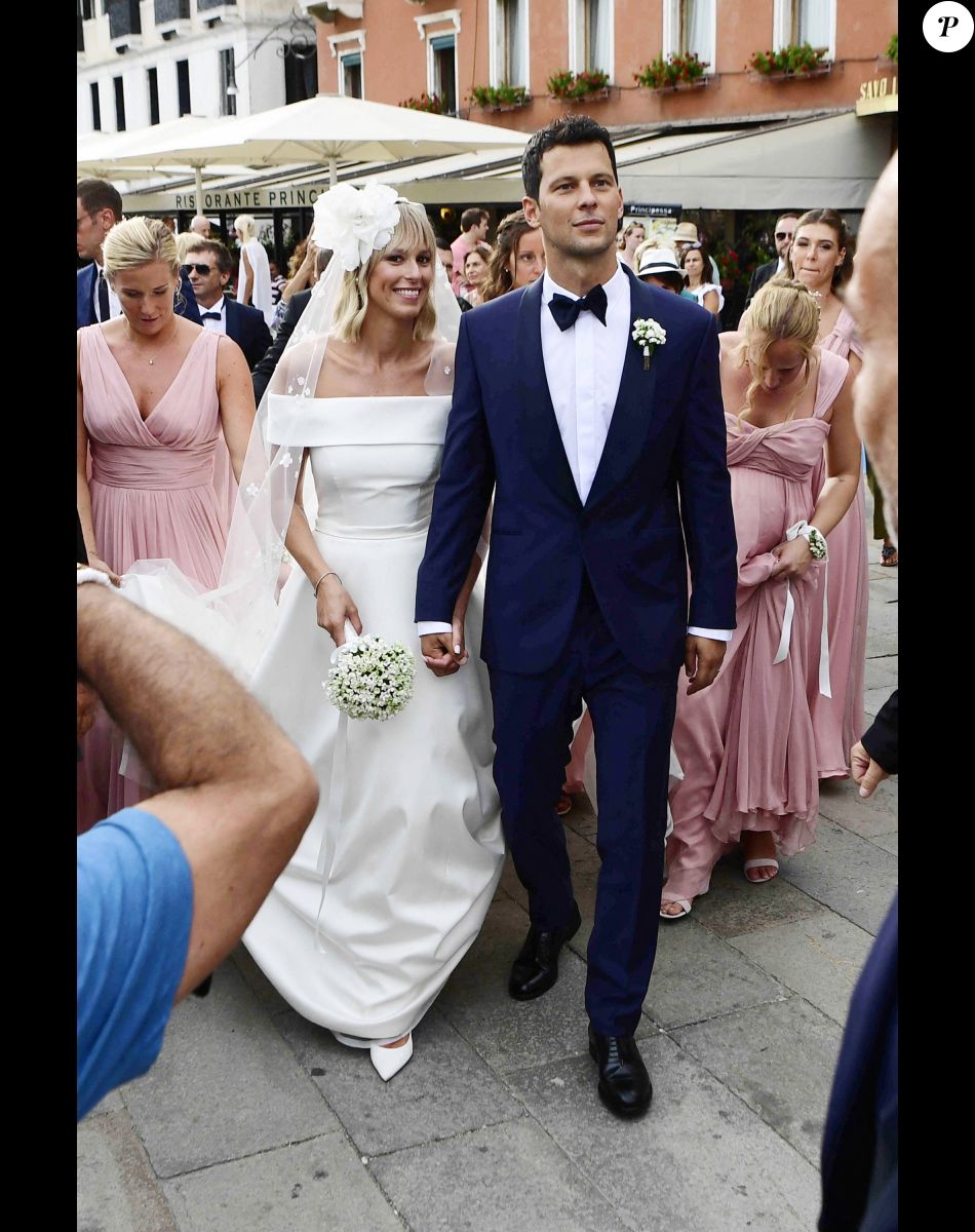Laure Manaudou Mariage Robe