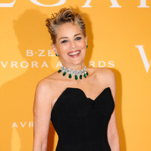 Sharon Stone assiste à la cérémonie des "Bulgari BZero1 Aurora Awards" à Milan