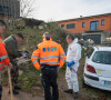Un gendarme et une équipe du service des eaux ont mené des investigations pour chercher des traces dans le réseau raccordé à la maison de Delphine Jubillar à Cagnac-les-Mines dans le Tarn.