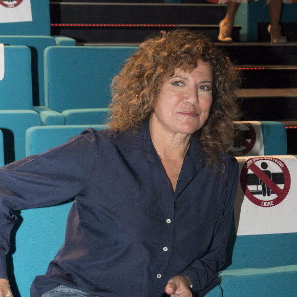 Info - Natacha Amal a changé physiquement avant-après - Natacha Amal au festival "Les Hérault du Cinéma et de la télévision" au Cap d'Agde, le 22 septembre 2020. © Sandrine Thesillat/Panoramic/Bestimage 
