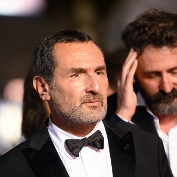 Gilles Lellouche - Montée des marches du film " Fumer Fait Tousser " lors du 75ème Festival International du Film de Cannes. Le 21 mai 2022 © Rachid Bellak / Bestimage 