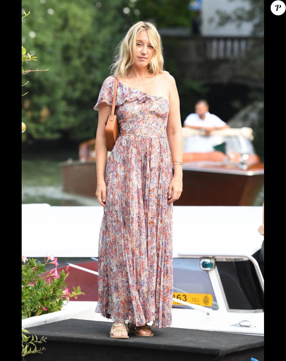 Ludivine Sagnier - Les célébrités arrivant sur le ponton de l'hôtel Excelsior lors de la 79ème édition du festival international du film de Venise (La Mostra), Italie, le 3 septembre 2022