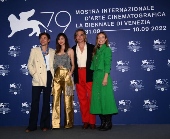 Harry Styles, Olivia Wilde, Chris Pine et Gemma Chan au photocall du film "Don't Worry Darling" lors de la 79ème édition du festival du film de Venise (La Mostra), Italie, le 5 septembre 2022.