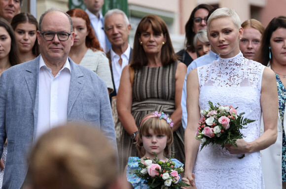 La princesse Charlene de Monaco, le prince Albert II de Monaco, le prince Jacques de Monaco, marquis des Baux, la princesse Gabriella de Monaco, comtesse de Carladès - La famille princière de Monaco lors du traditionnel Pique-nique "U Cavagnetu" des monégasques au parc princesse Antoinette à Monaco le 3 septembre 2022. © Claudia Albuquerque/Bestimage