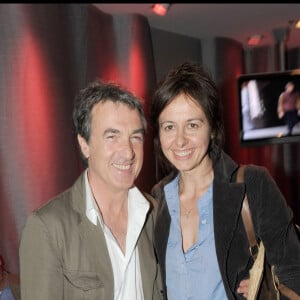 François Cluzet et Valérie Bonneton à Paris en 2009
