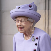 Elizabeth II sous surveillance médicale à Balmoral, le Royaume-Uni retient son souffle