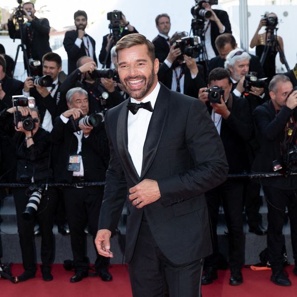 Ricky Martin - Montée des marches du film " Elvis " lors du 75ème Festival International du Film de Cannes. Le 25 mai 2022 © Cyril Moreau / Bestimage 