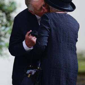 La reine Elisabeth II d'Angleterre et son fils le prince Charles, prince de Galles - Obsèques de la comtesse Mountbatten de Burma à l'église Saint-Paul Knightsbridge à Londres, Royaume Uni, le 27 juin 2017.