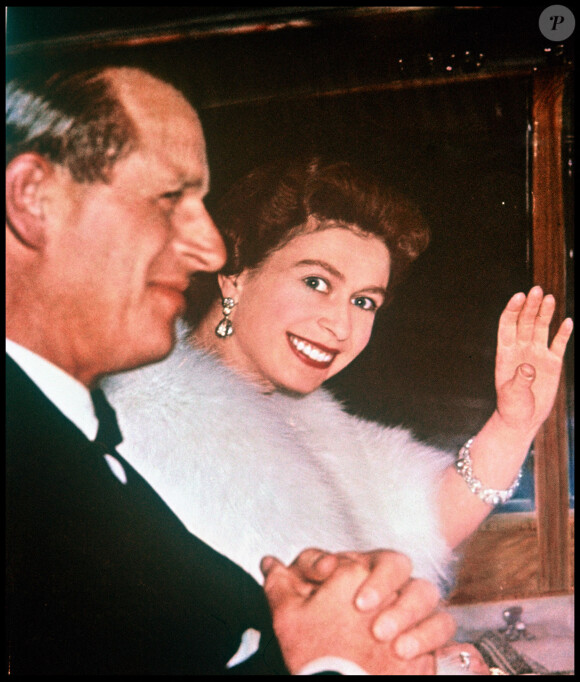 La reine Elisabeth II d'Angleterre et le prince Philip, duc d'Edimbourg en 1961