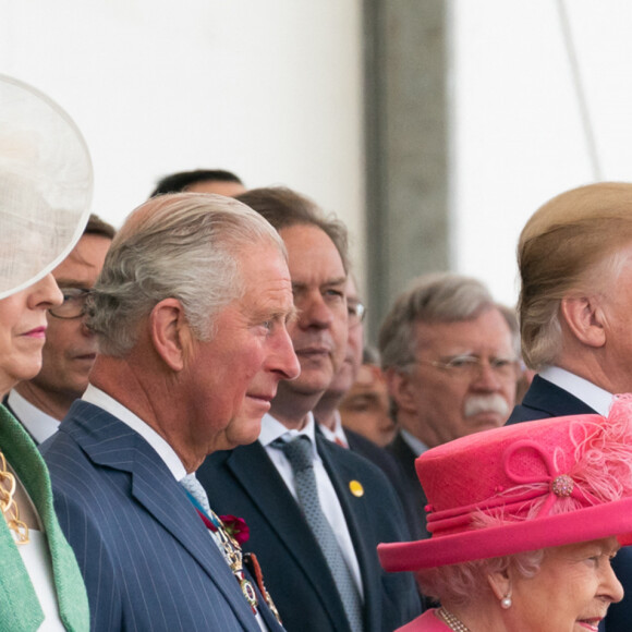 Emmanuel Macron, Theresa May, le prince Charles, la reine Elisabeth II d'Angleterre, le président des Etats-Unis Donald Trump et sa femme Melania, le président de Grèce Prokopis Pavlopoulos - Cérémonie à Portsmouth pour le 75ème anniversaire du débarquement en Normandie pendant la Seconde Guerre Mondiale. Le 5 juin 2019 