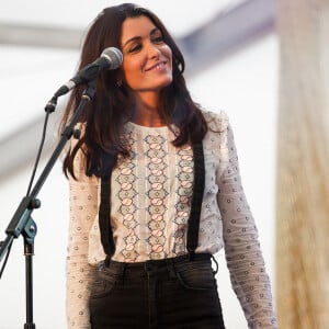 Exclusif - Jenifer Bartoli a tenu à apporter cette année encore son soutien à l'association 'La Marie Do' à Ajaccio en Corse le 10 octobre 2015.  © Photos Olivier Huitel / Crystal / Bestimage