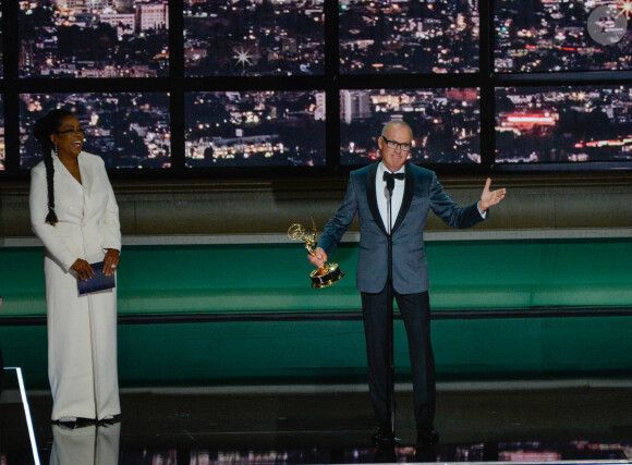 Michael Keaton lors de la 74e cérémonie des Emmy Awards le 12 septembre 2022 à Los Angeles