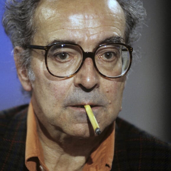 Archives - En France, à Paris, portrait de Jean-Luc Godard sur le plateau de l'émission "Bouillon de Culture". Le 10 septembre 1993. © Bernard Leguay via Bestimage