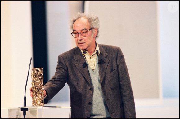 Jean-Luc Godard recevant un César d'honneur en 1998.