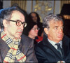 Archives - Jean-Luc Godard et Jean-Paul Belmondo lors d'une conférence de presse à Paris.