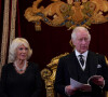La reine consort Camilla, le roi Charles III d'Angleterre lors de la cérémonie du Conseil d'Accession au palais Saint-James à Londres, pour la proclamation du roi Charles III d'Angleterre