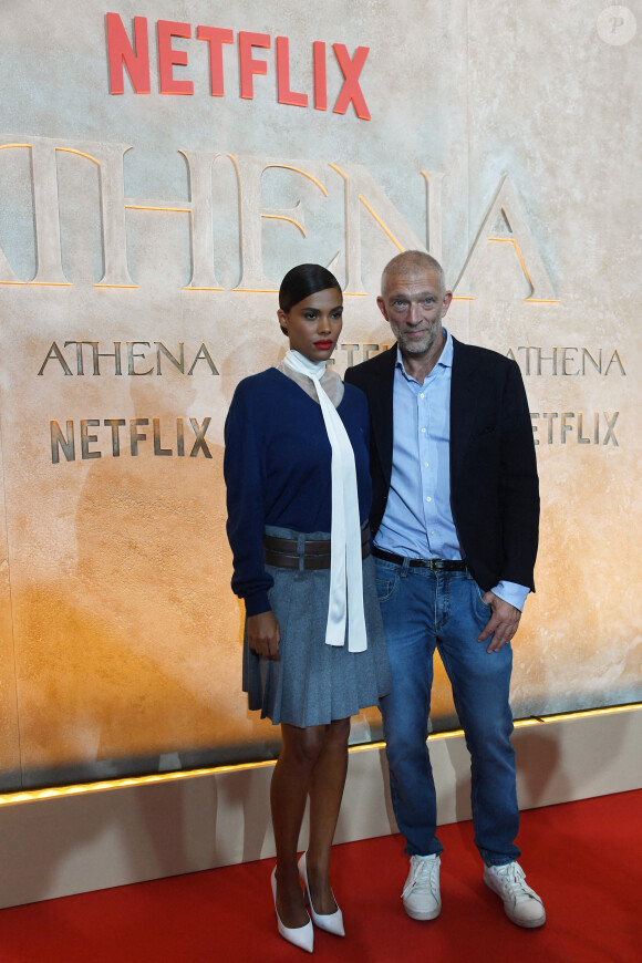 Vincent Cassel et Tina Kunakey - Avant-première du film "Athena" à la salle Pleyel à Paris, le 13 septembre 2022. © Giancarlo Gorassini / Bestimage